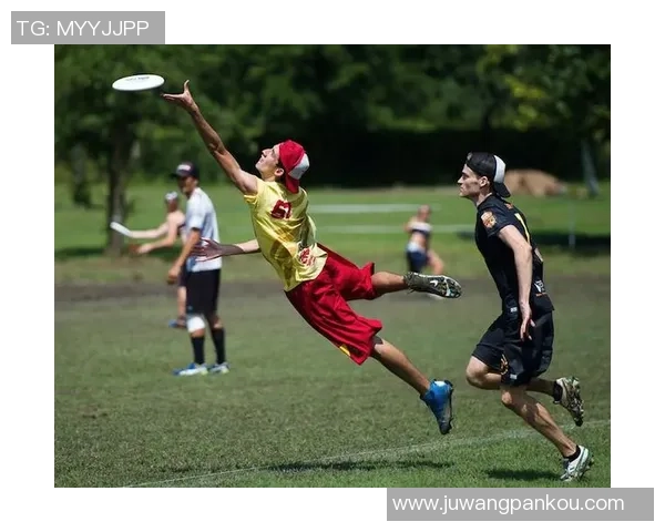 杭州飞盘队在比赛中表现卓越经验排名创新高引领飞盘运动新潮流 杭州飞盘队在比赛中表现卓越经验排名创新高引领飞盘运动新潮流