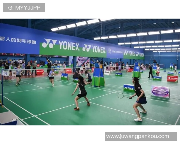 成都羽毛球队灵活性分析与其他城市球队的对比研究 成都羽毛球队灵活性分析与其他城市球队的对比研究