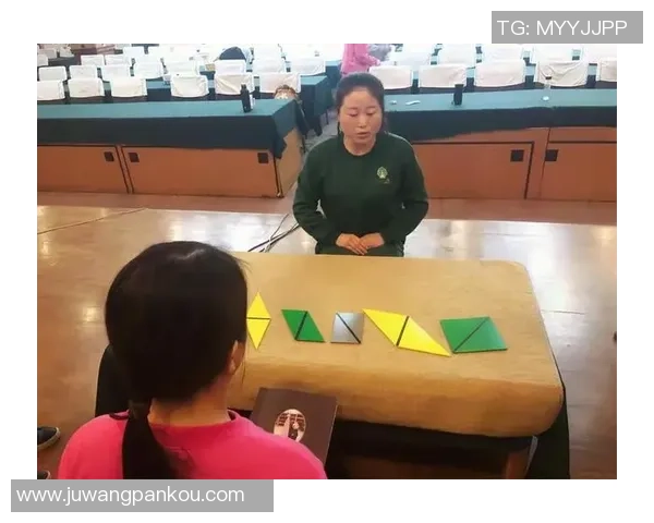 赵丽亲授羽毛球技巧与心得分享助你提升球技的秘诀